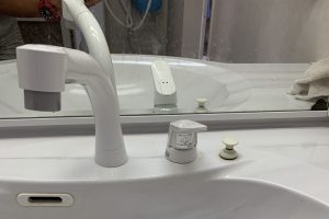 宝塚市 洗面台の水栓金具取替工事Afterイメージ