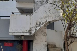 宝塚市 マンションの外壁改修工事Beforeイメージ