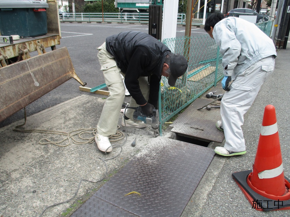 宝塚市 公共施設 駐車場フェンス補修工事イメージ05