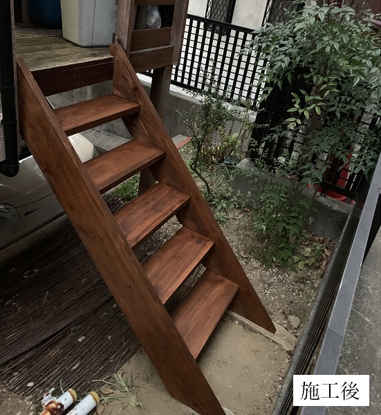 宝塚市 外部木製階段取替工事イメージ01