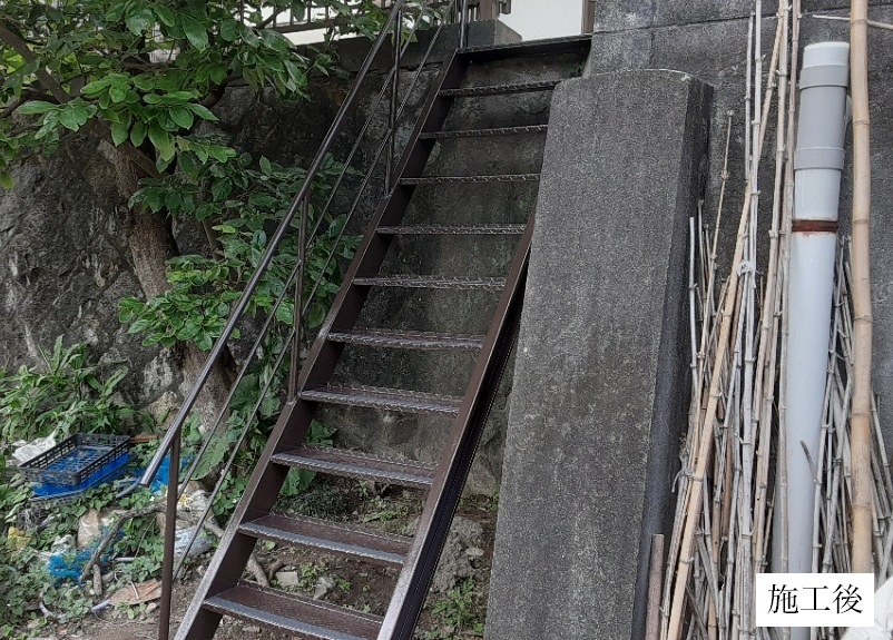 宝塚市 外部階段手摺設置工事イメージ01